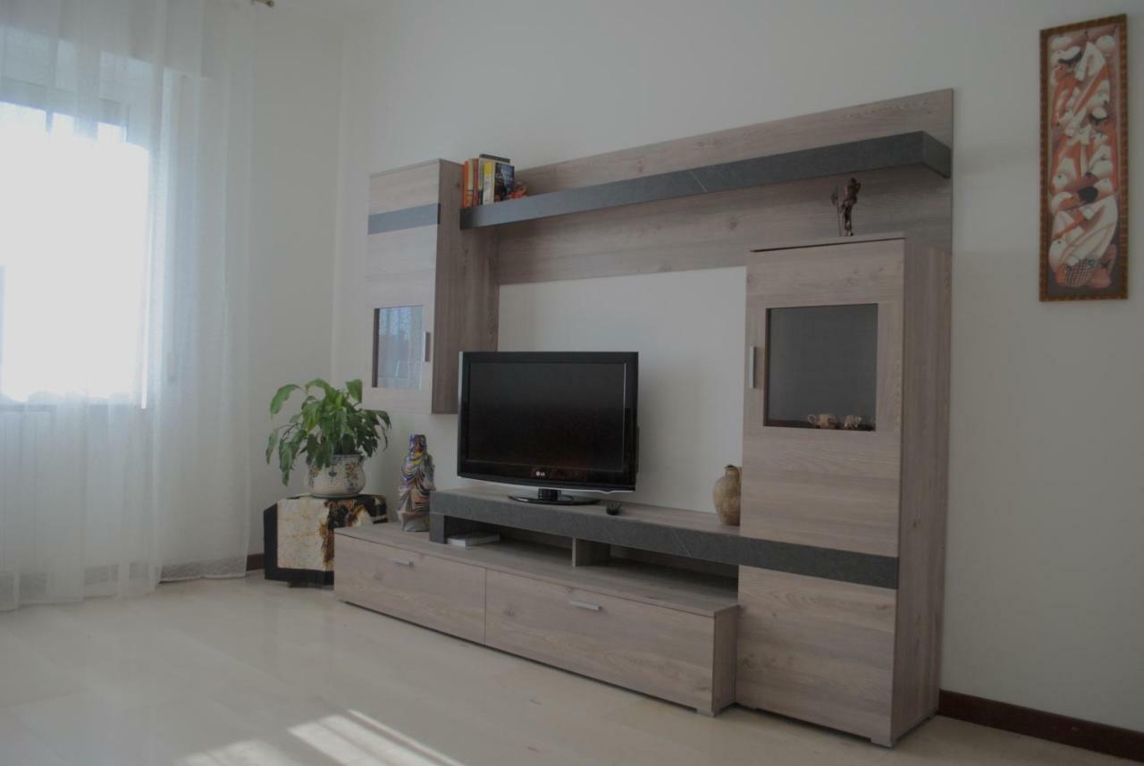 Bnbook-Costantino Rho Esterno foto